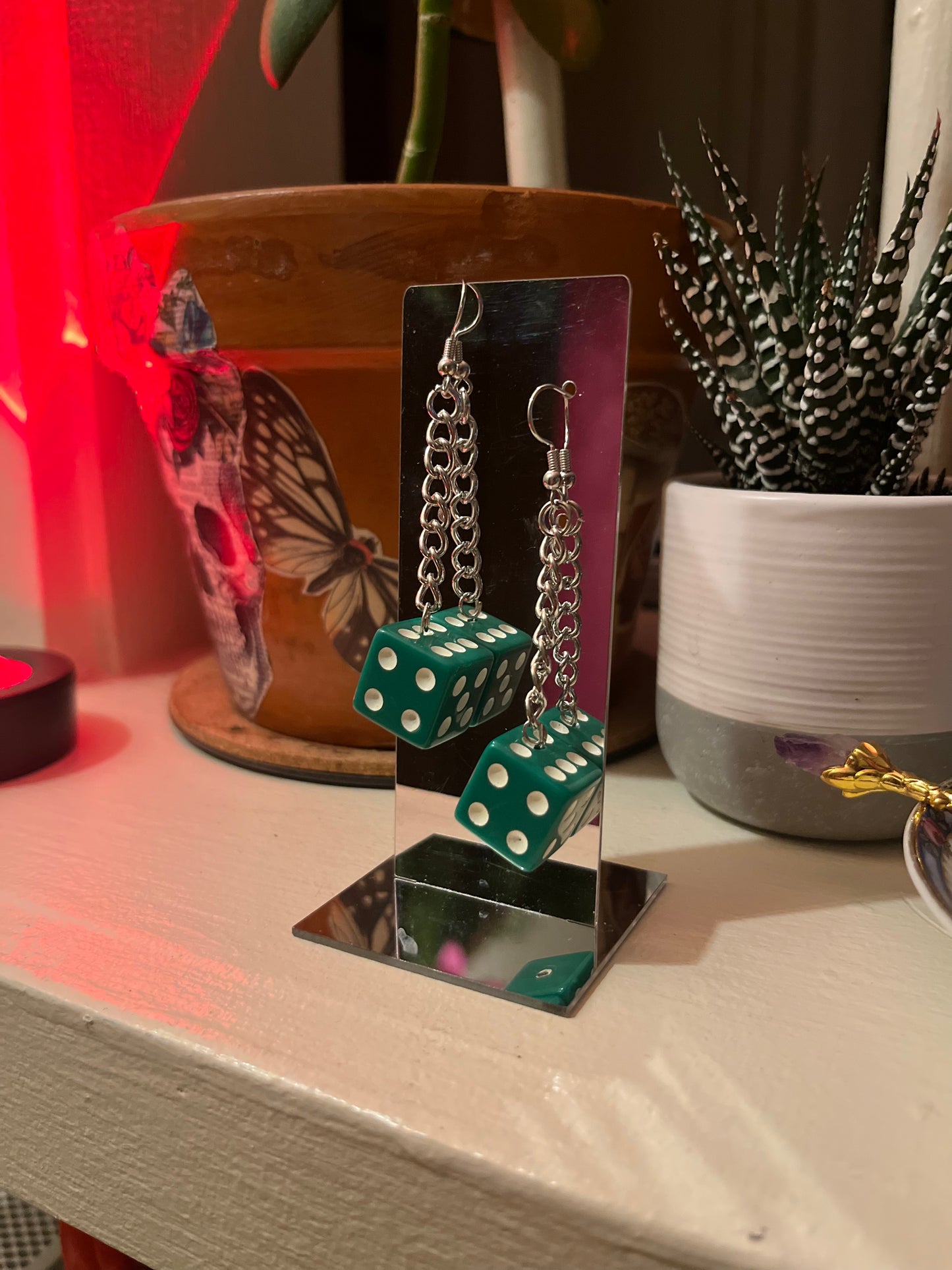 Roll them mf dice 🎲